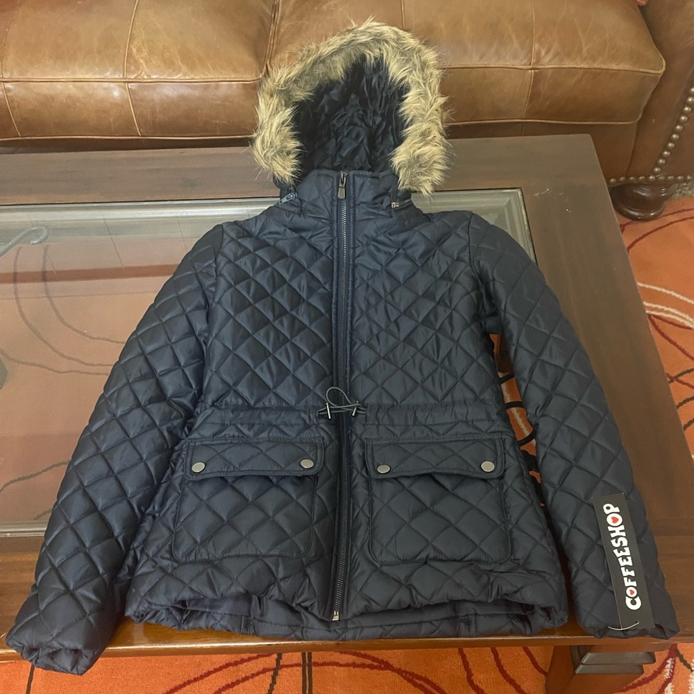 Coffee Shop puffer jacket size S Black